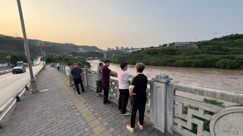 上传图片